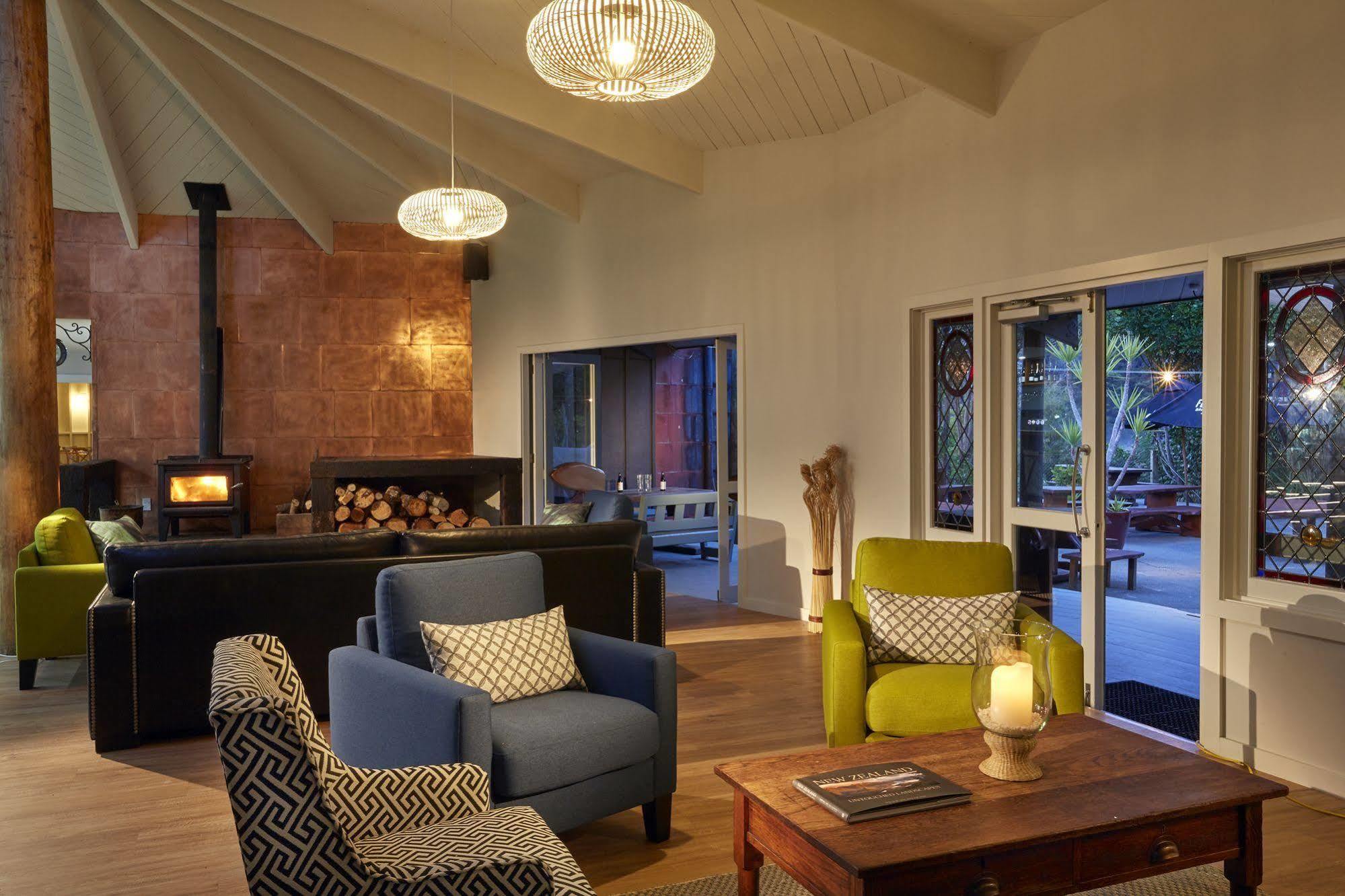 อวารัว ลอดจ์ Hotel Awaroa Bay ภายนอก รูปภาพ